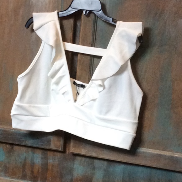 Boohoo Laura frill crop top ivory NWT sz 18 - Picture 3 of 7